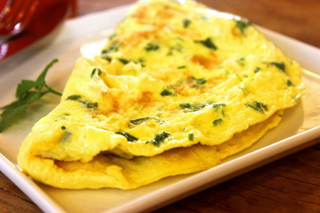 煎蛋卷是一种以鸡蛋为基础的饮食菜肴，适合胰腺炎患者食用